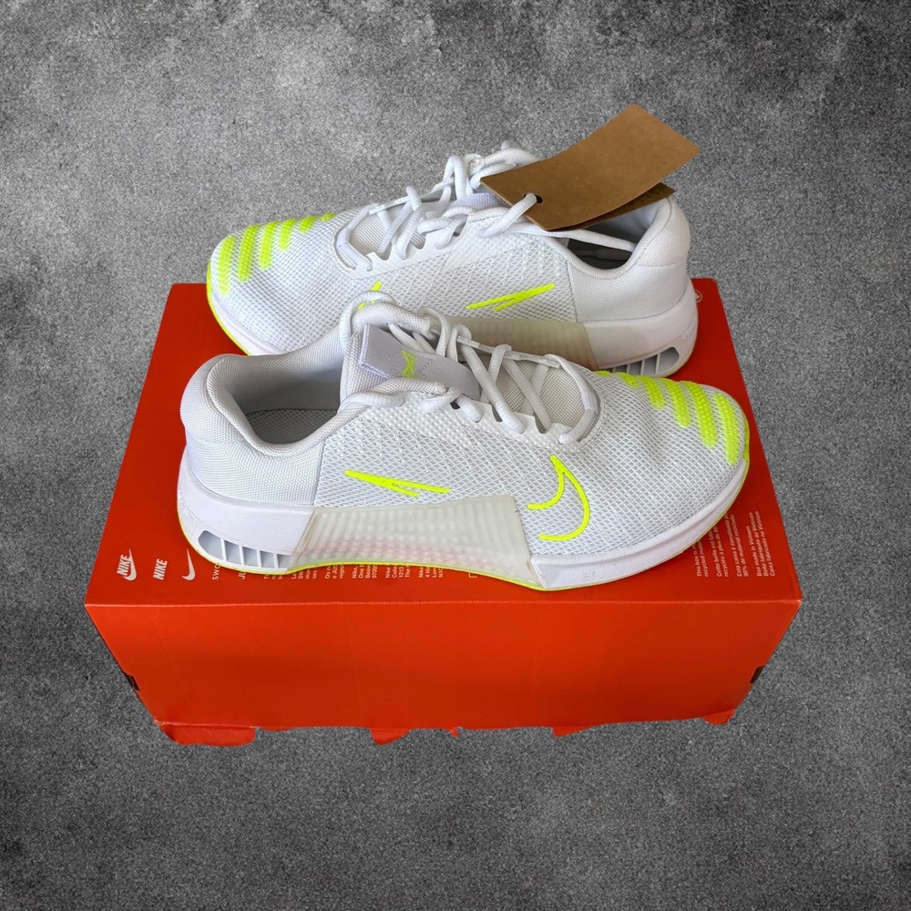Nike Metcon 9 Training Shoes Mens 7.5 Womens 9 White Volt DZ2617-104 NIB NEW